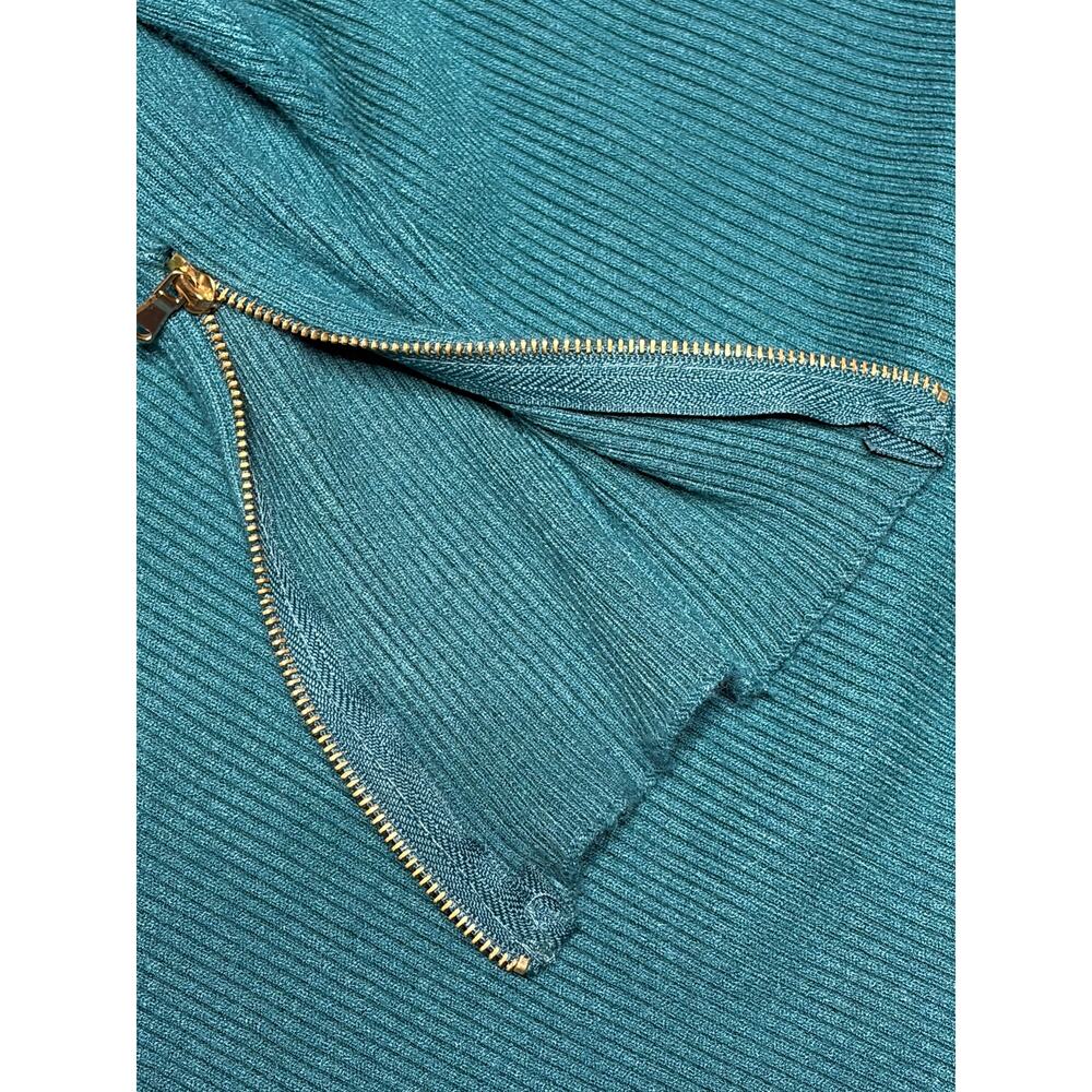 Carmen Marc Valvo Green Ribbed Batwing Knit Top with Zipper Detailing size M - Picture 5 of 9